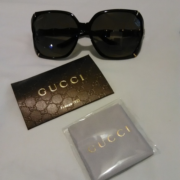Gucci Accessories - Last pair!  Authentic Gucci Sunglasses